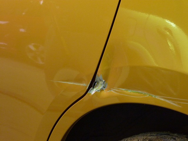 パテを使わない板金塗装 福岡市西区の自動車修理 鈑金 板金 塗装の神和自動車